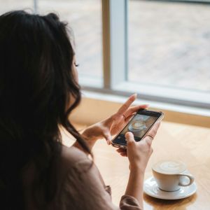 How to Lead When Your Leader is the Problem