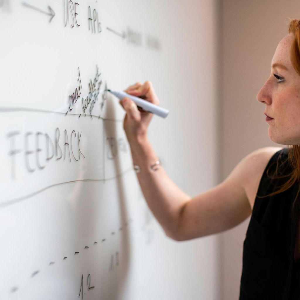 Why Good Arguments Fail in Rooms With Hierarchy